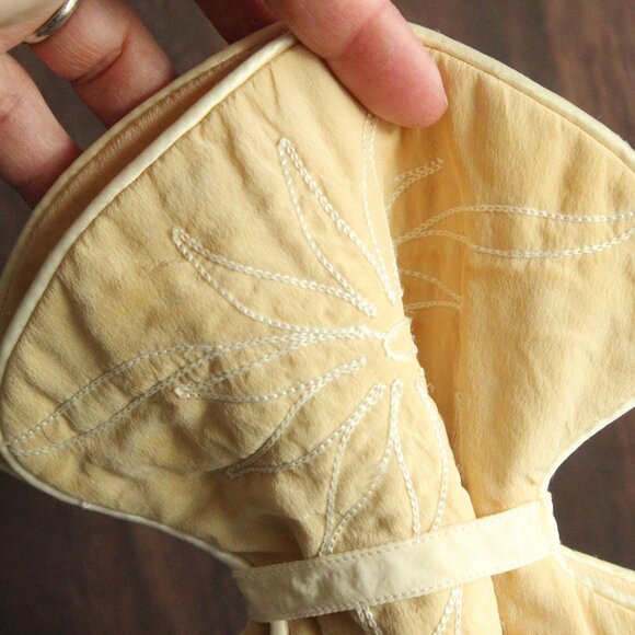 Vintage 1950s Hot Water Bottle Cover, Yellow with White Floral Embroidery - Picture 7 of 9